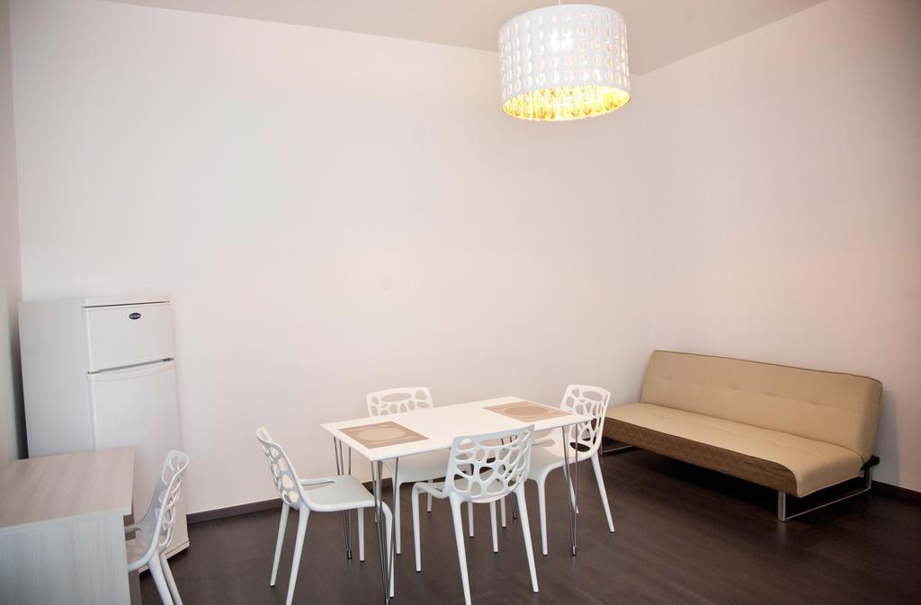 San Giorgio Rooms Кальтаджироне Номер фото