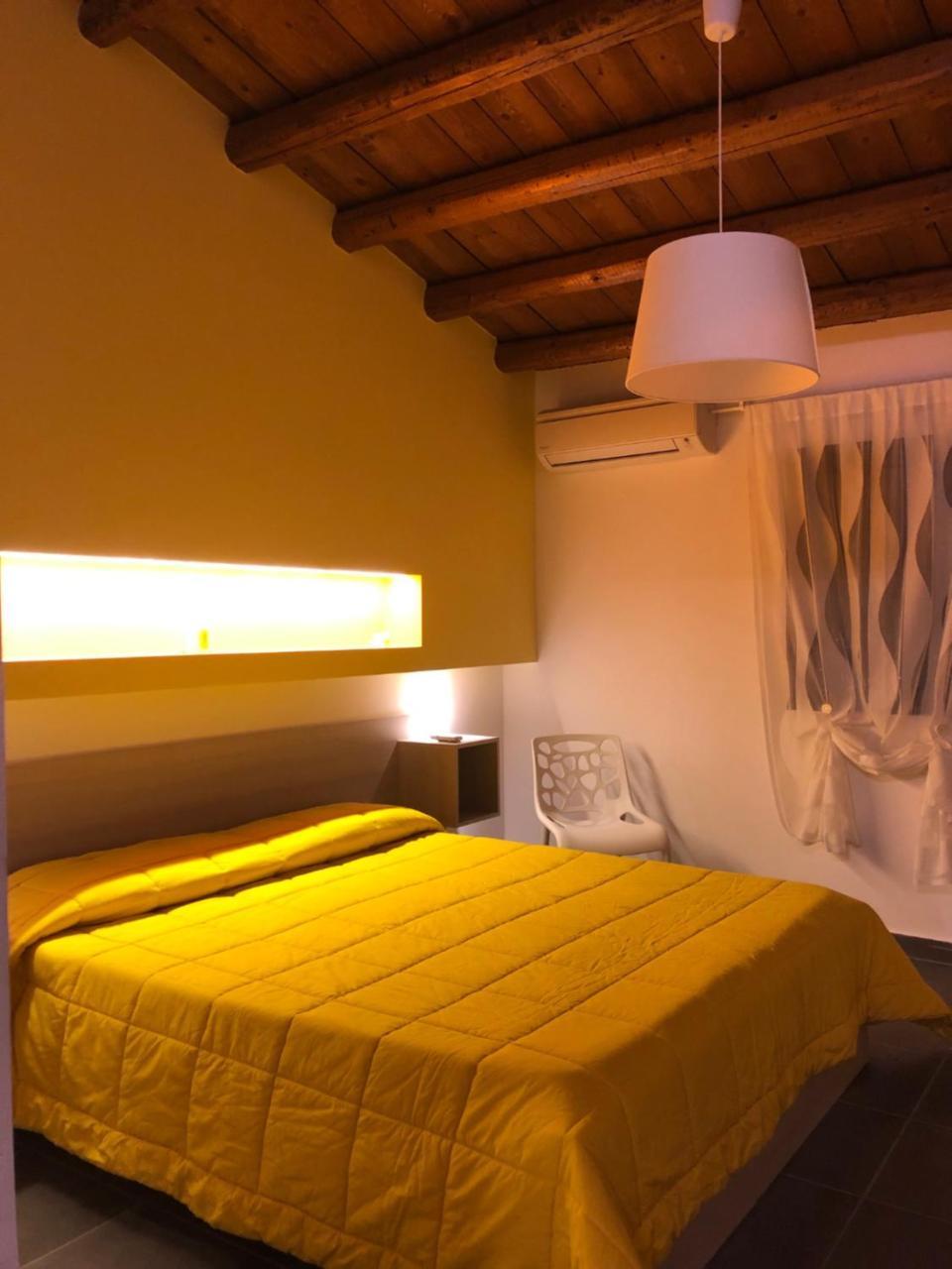 San Giorgio Rooms Кальтаджироне Экстерьер фото